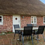 2 Bedroom Lovely In