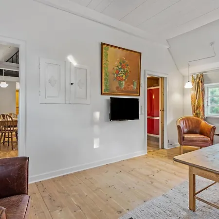 1 Bedroom Awesome In