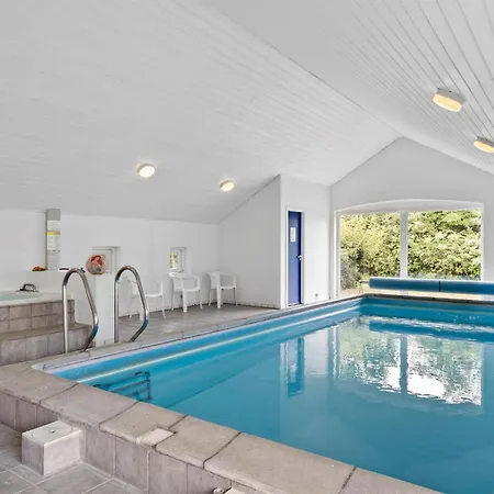 Holiday home 2 Bedroom Lovely In