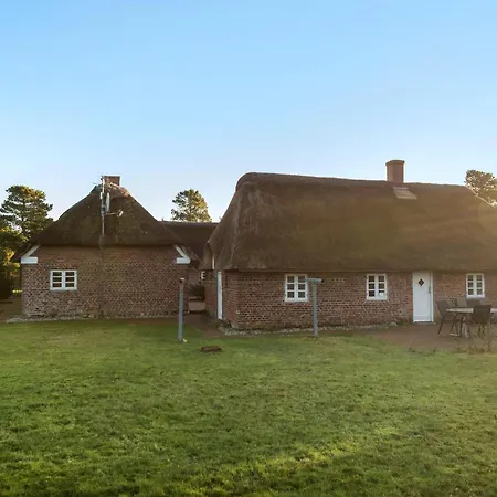 Holiday home Cozy In With Kitchen *