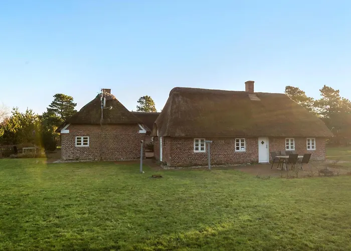 Nyaraló 2 Bedroom Lovely In *